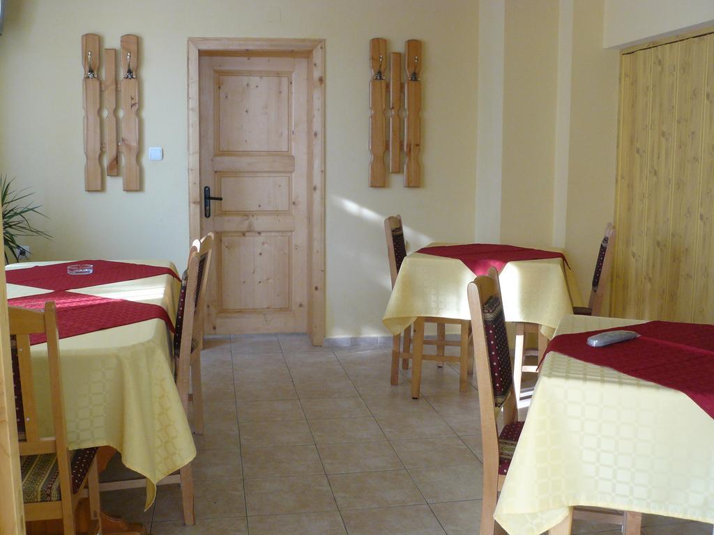Hotel House Arirang à Cherni Osum Extérieur photo
